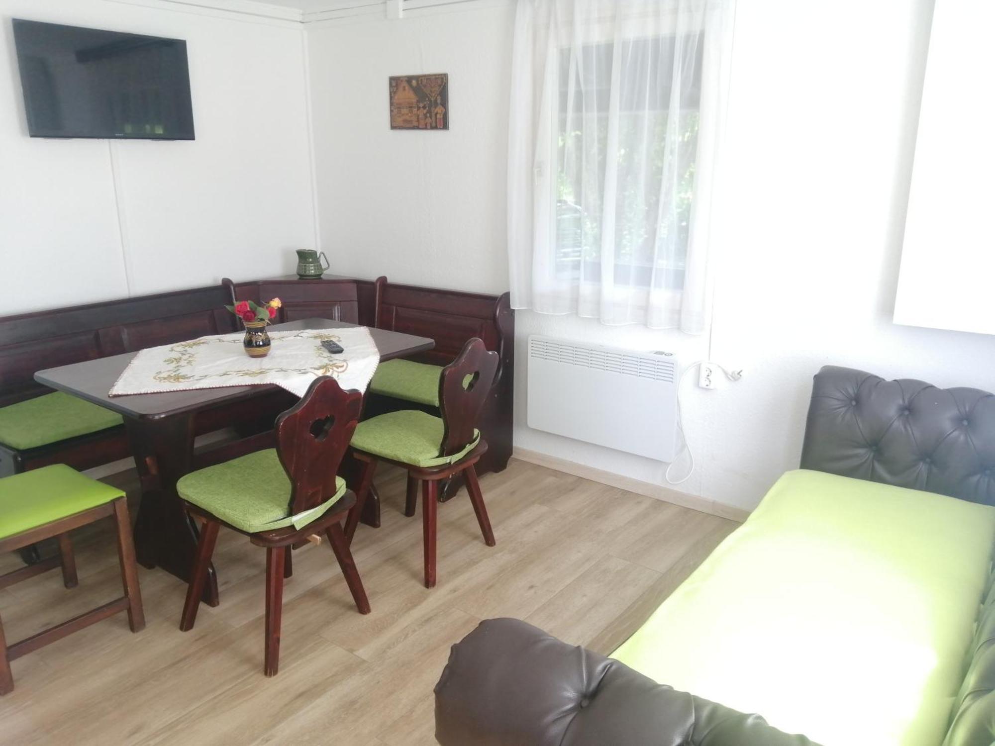Ikerdio Fahaziko Villa Szarvas Buitenkant foto